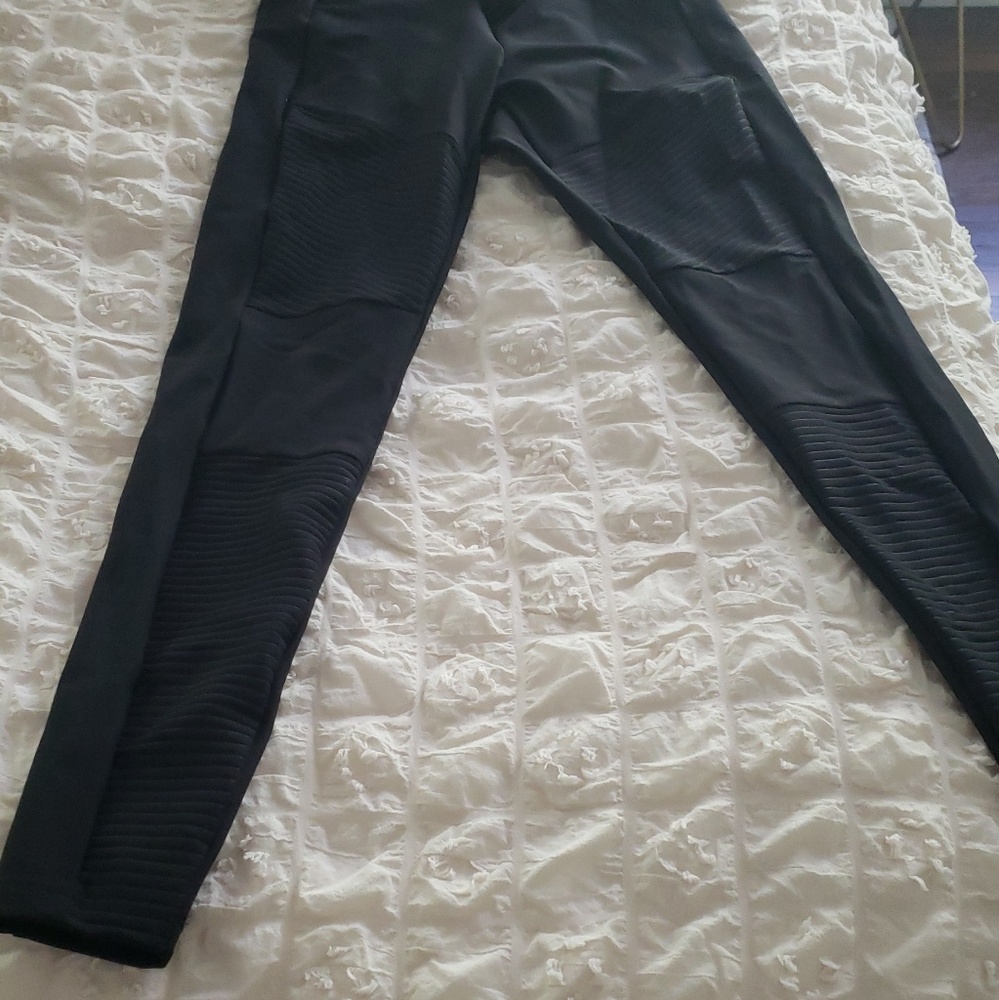 Beautiful blk moto pant
